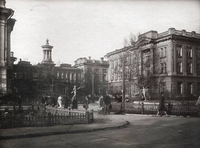 Саратовское образование в годы Великой Отечественной войны (обзор)