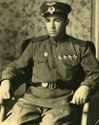 Летчик Борис Еремин.jpg