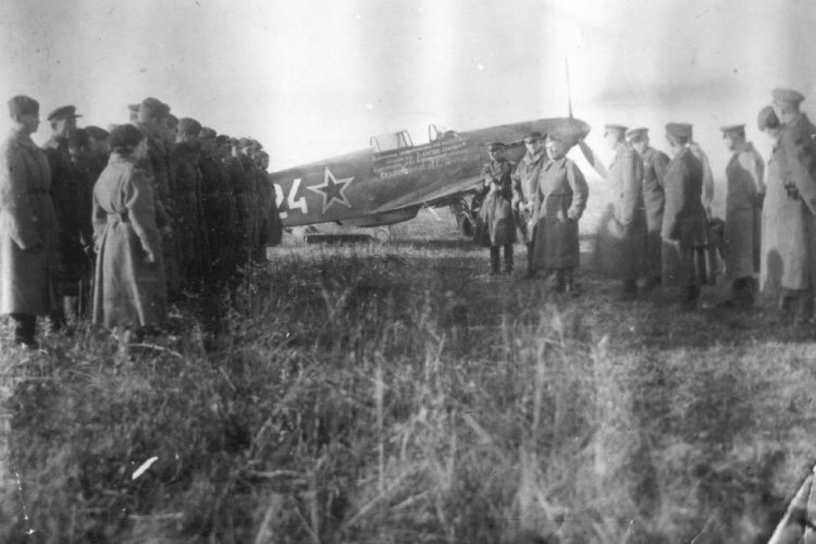 Митинг в авиаполку.jpg