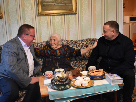 Леонтьева_99 лет.jpg