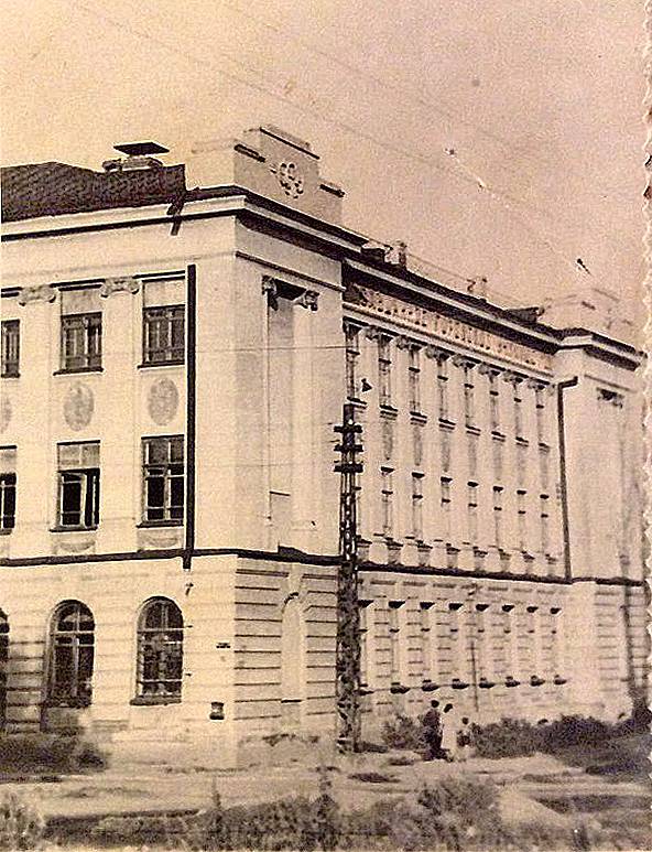 4-я мужская школа РУЖД.jpg