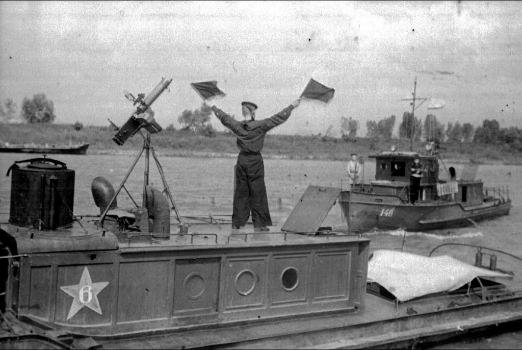 volzhskaja-flotilija_1942.jpg volzhskaja-flotilija_1942.jpg