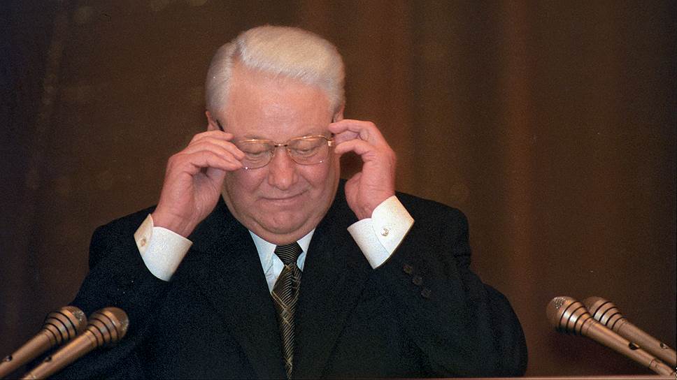 23 сентября президент Борис Ельцин подписал указ о создании Объединенной группировки войск на Северном Кавказе (ОГВ) и подготовке контртеррористической операции на территории Чечни.jpg 23 сентября президент Борис Ельцин подписал указ о создании Объединенной группировки войск на Северном Кавказе (ОГВ) и подготовке контртеррористической операции на территории Чечни.jpg