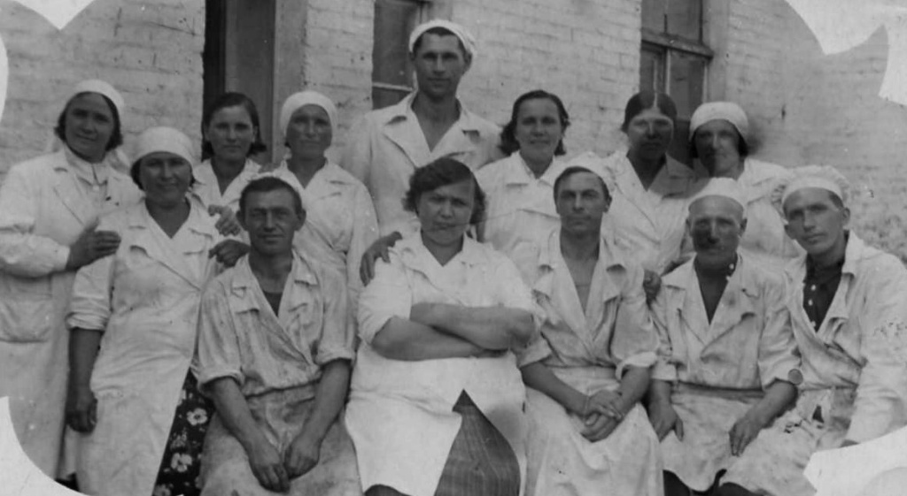 Колектив Баландинского эвакогоспиталя № 3288.jpg