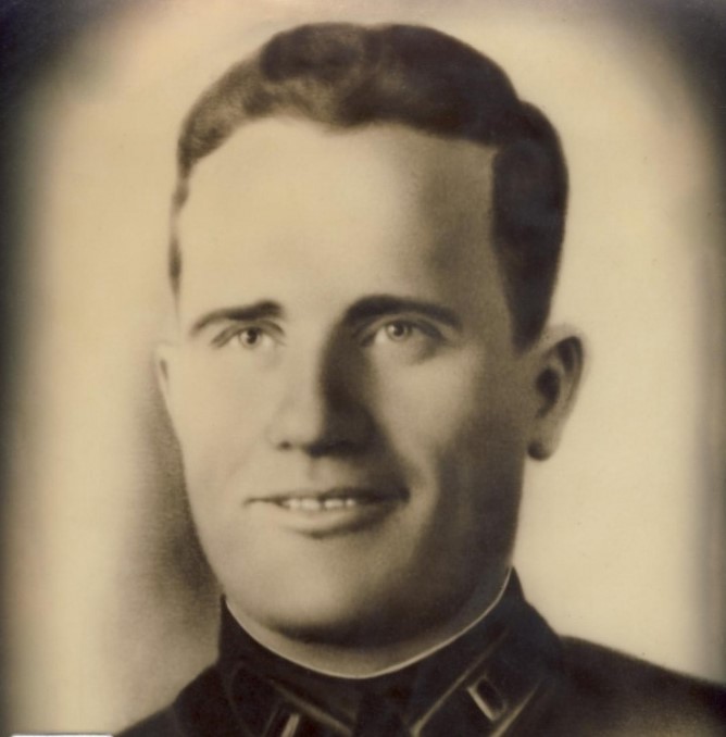 Константинов фото.jpg Константинов фото.jpg