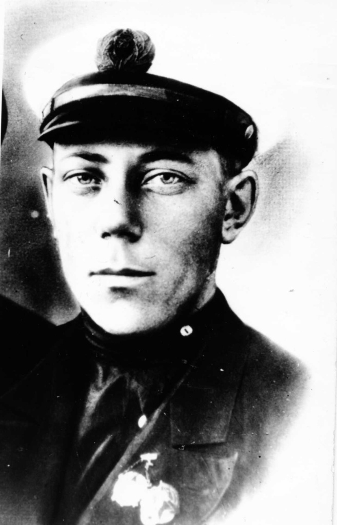 Иван Леонтьевич Бочкарёв- умер от ран в Баландинком госпитале 30 сентября 1945 г..jpg