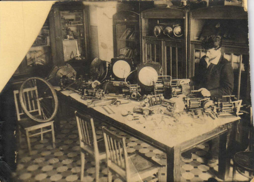 14044668880_saratovskii_institut_mexanizacii_selskogo_xozyaist.jpg 14044668880_saratovskii_institut_mexanizacii_selskogo_xozyaist.jpg